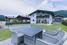 Ferienwohnung in Zell am See - Spa Chalet - Garden Lodge